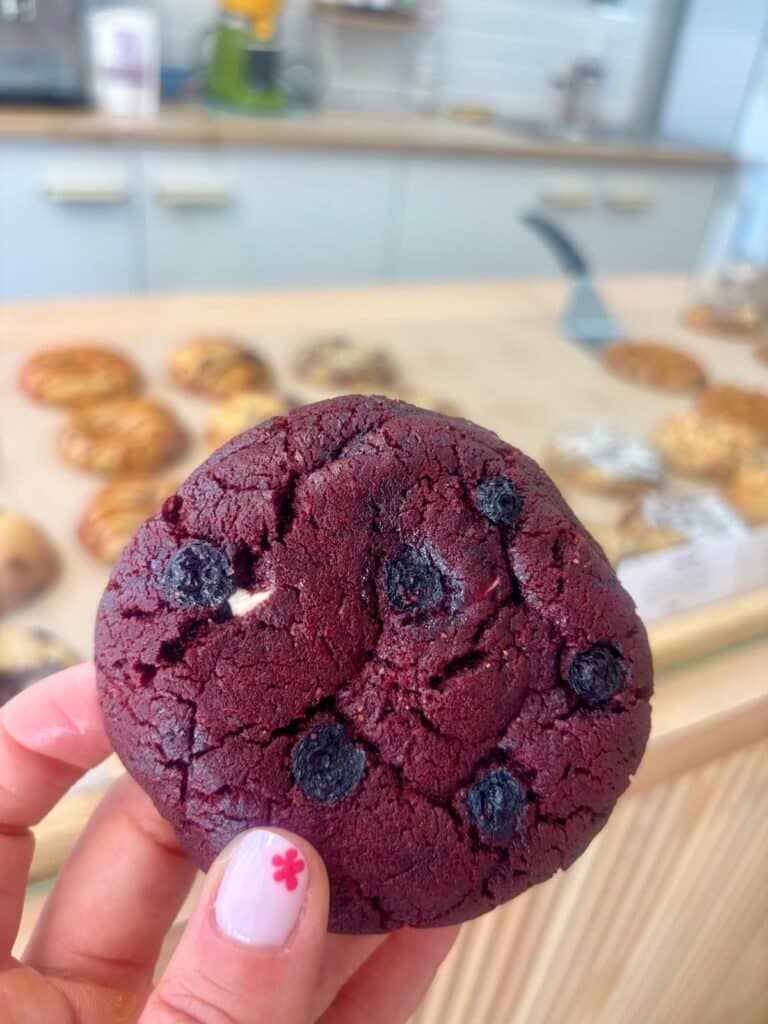 Un cookie violet.