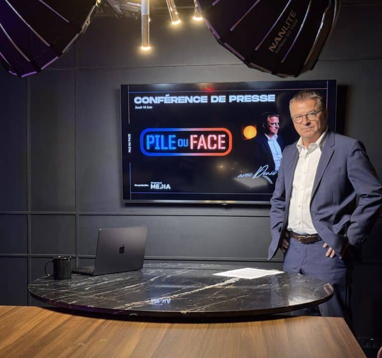Denis Carreaux lors de la présentation de son podcast Pile ou face