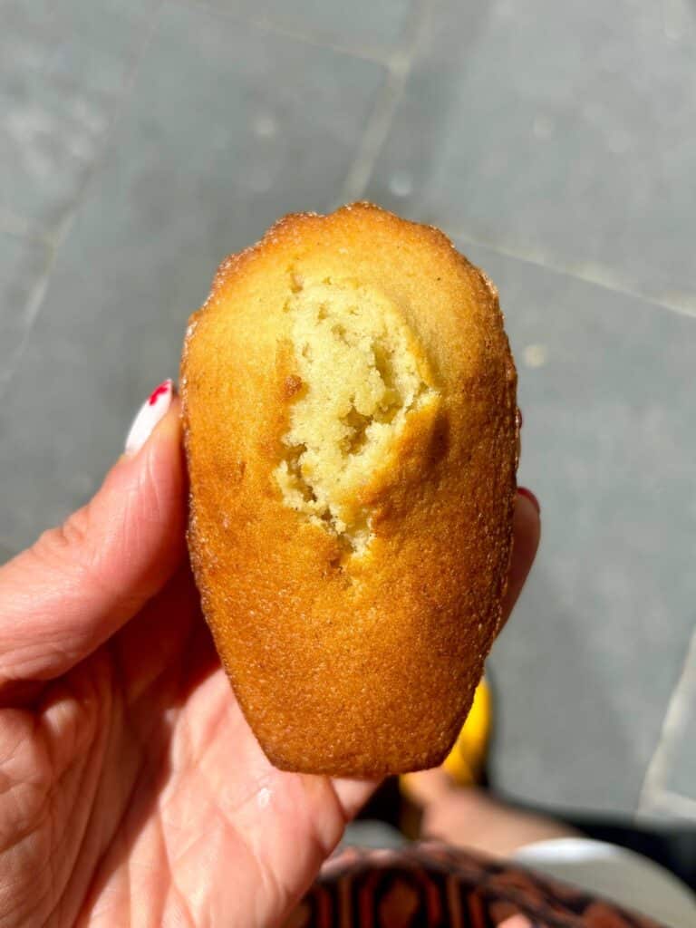 Une madeleine toute simple.