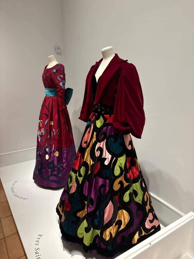 Henri Matisse et Yves Saint Laurent : quand la peinture rencontre la haute couture