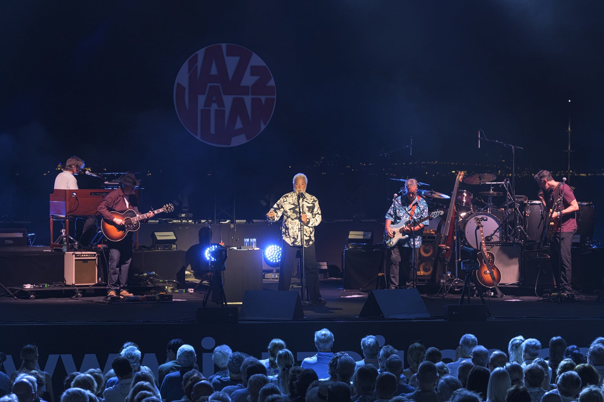 Tom Jones au Jazz à Juan, 86 ans de légende