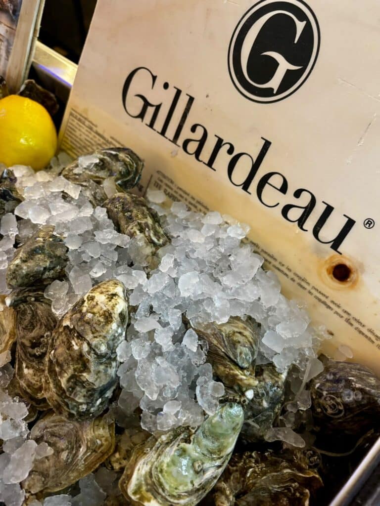 Des huitres dans la glace