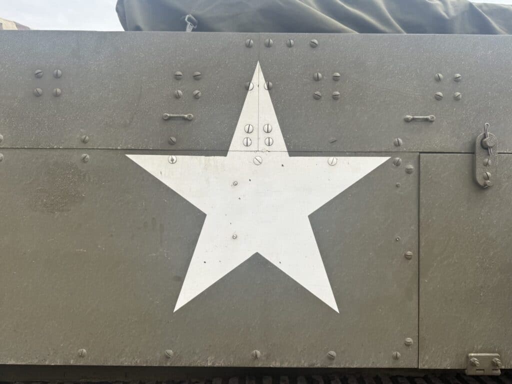Retour en images sur l’exposition de véhicules américains pour le 82e anniversaire de la Libération de Nice