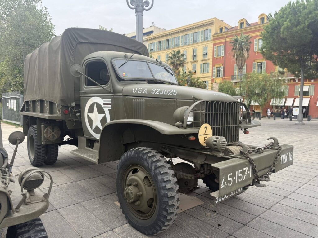 Retour en images sur l’exposition de véhicules américains pour le 82e anniversaire de la Libération de Nice