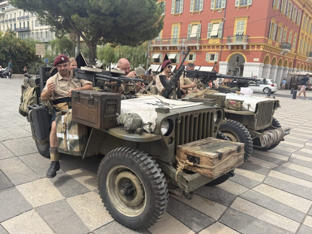 Retour en images sur l’exposition de véhicules américains pour le 82e anniversaire de la Libération de Nice