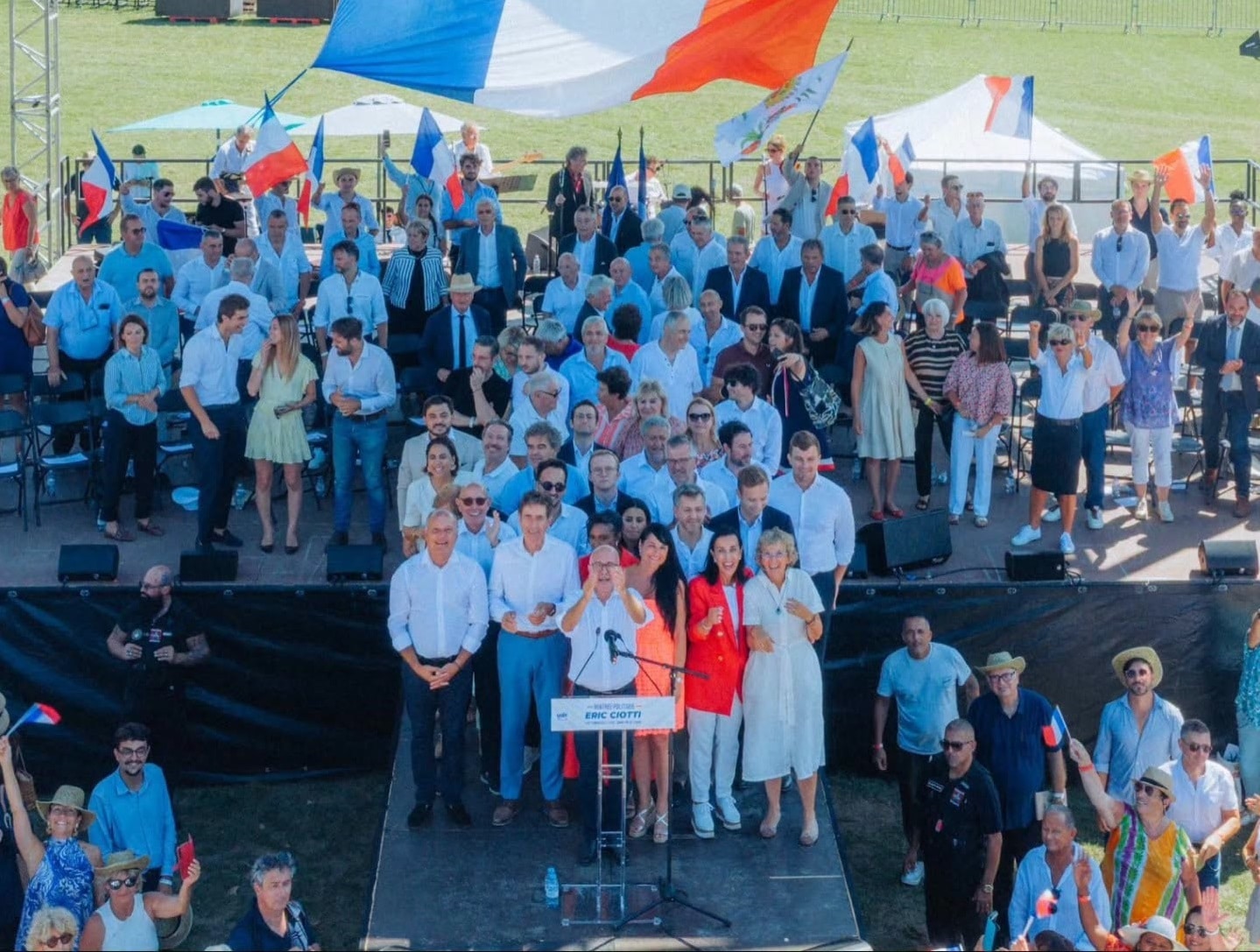 Éric Ciotti officialise son soutien à Marine Le Pen lors de sa rentrée politique à Levens