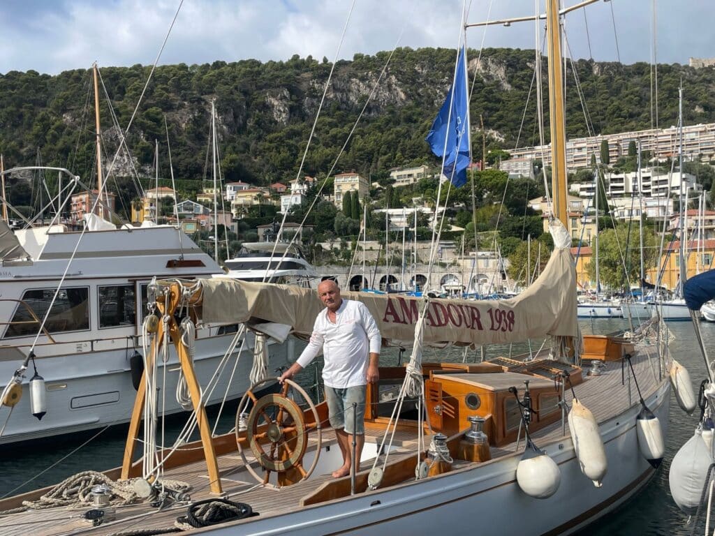 Rudy Sadiche, artisan du port, sur le bateau l'Amadour