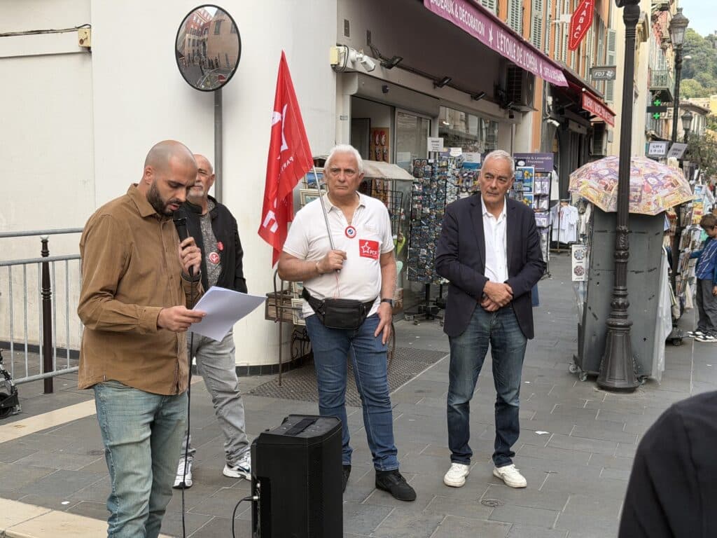 Julien Picot lors de son discours au rassemblement contre l'antisémitisme