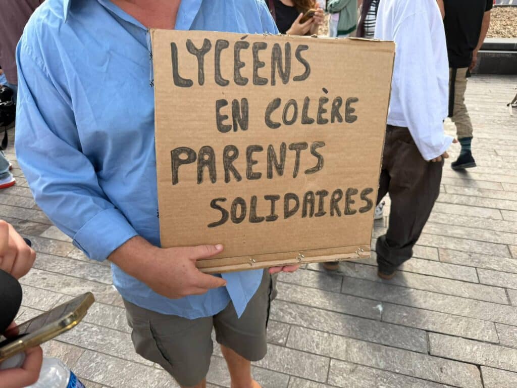 Les parents se mêlent aussi à l'avenir de leur enfant