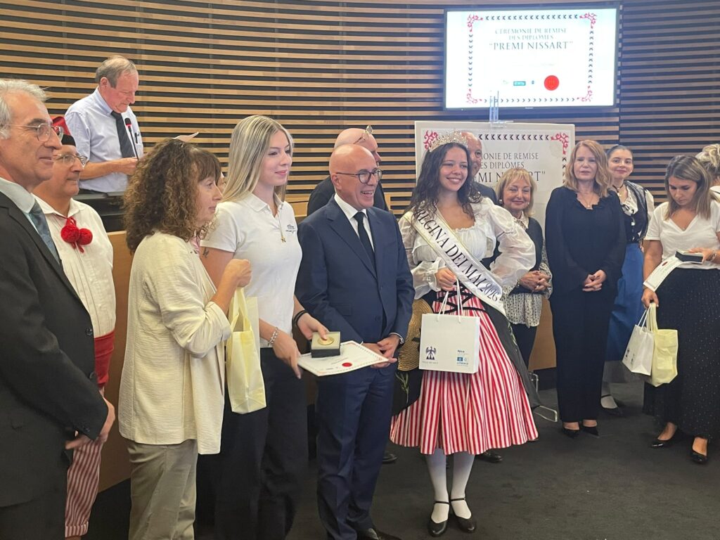 Une jeune femme diplomée en Nissart