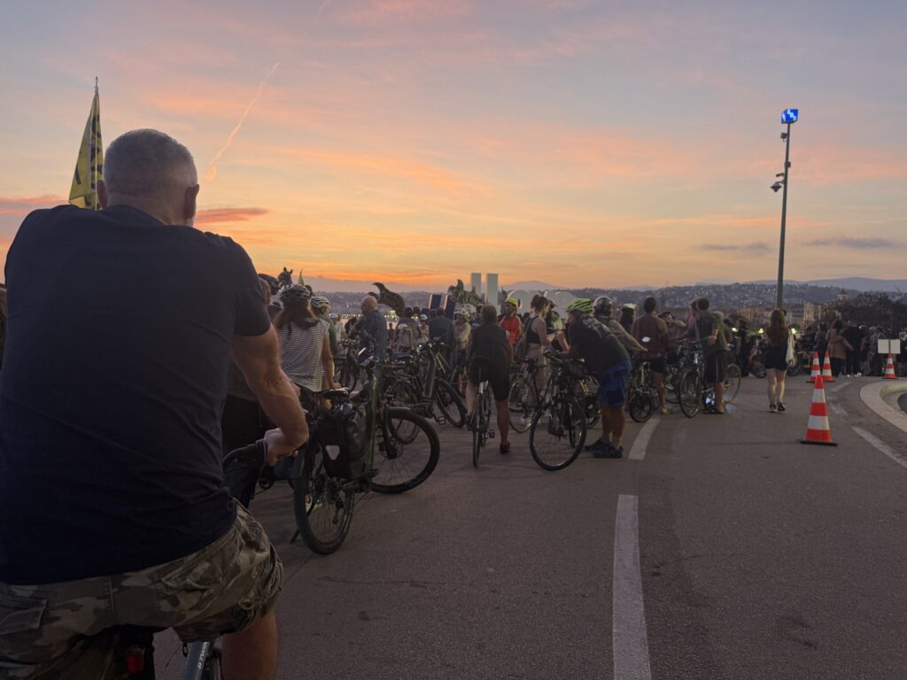 Critical Mass : plus de 200 cyclistes réunis à Nice